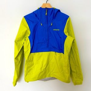 Patagonia Torrentshell Pullover Jacket in green / blue, size Men’s XS